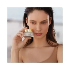 Ahava Soin Jour & Nuit|Multivitamin                Crème de Jour Multivitamin SPF30