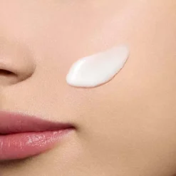 CLARINS Soin De Jour|Hydra-Essentiel [HA²]                Émulsion Hydratante - Toutes Peaux