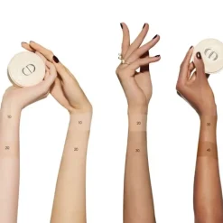 DIOR Poudre|Forever Cushion Powder                 Poudre Libre Soin Ultra-fine & Fraîche