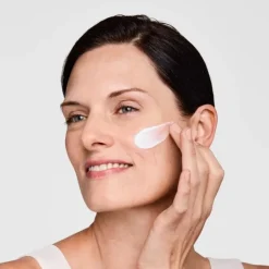 ESTEE LAUDER Soin De Jour|DayWear                Crème Hydratation 24h Multi-Protection Anti-Oxydant SPF 15 Pour Peaux Normales/Mixtes