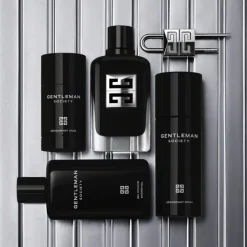 Homme GIVENCHY Gamme Complémentaire Parfumée|Gentleman Society                Le Gel Douche Hydratant