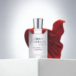 Femme Juliette Has a Gun Eau De Parfum|Not a Perfume Superdose                Eau de Parfum
