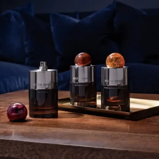 Molton Brown Parfum Mixte|Mesmerising Oudh Accord & Gold                Eau de Parfum
