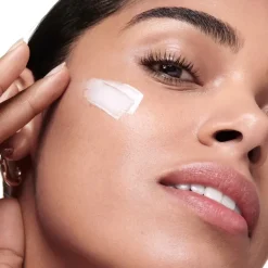 SHISEIDO Soin De Jour|Essential Energy                Crème Jour Activatrice d'Hydratation SPF20 - Recharge